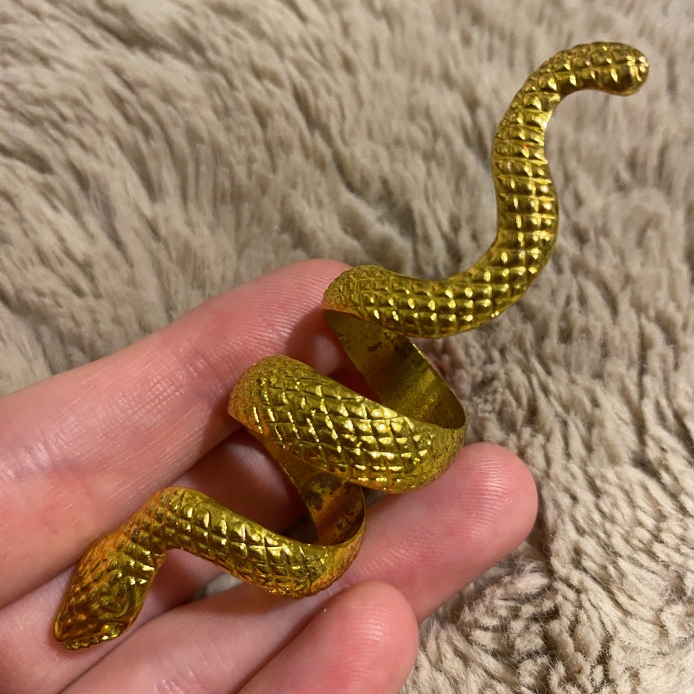Gold Snake Ring - Picture 4 of 7